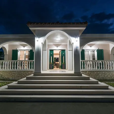 Holiday home Gk Tragaki