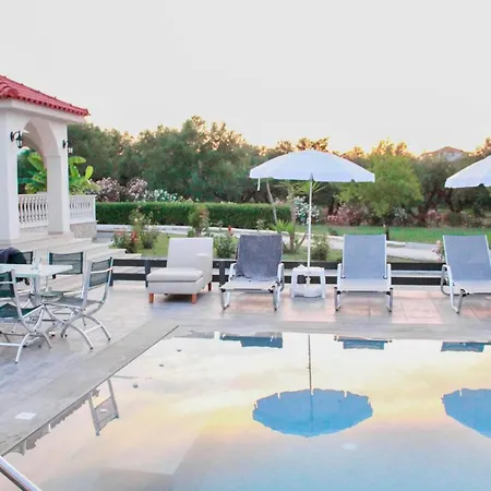 بيت للعطل Gk *